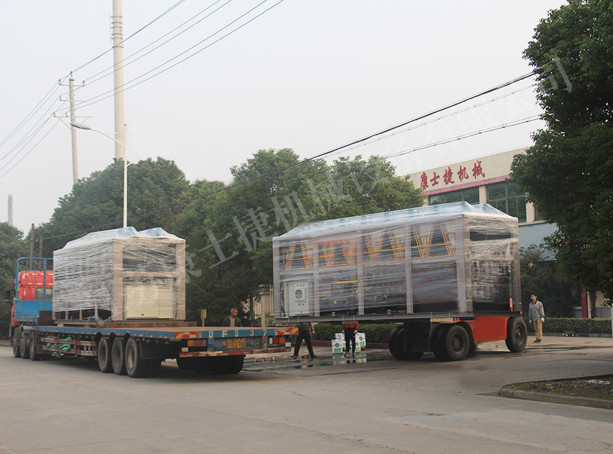 石油行業(yè)用螺桿式風(fēng)冷防爆冷水機